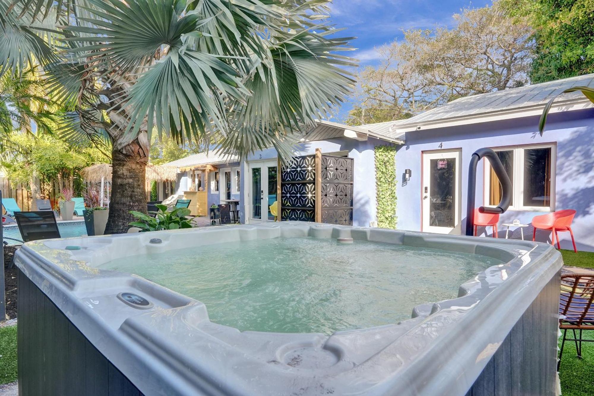 Kiki 4 - Men'S Clothing Optional Guest Houses ฟอร์ต ลอเดอร์เดล ภายนอก รูปภาพ